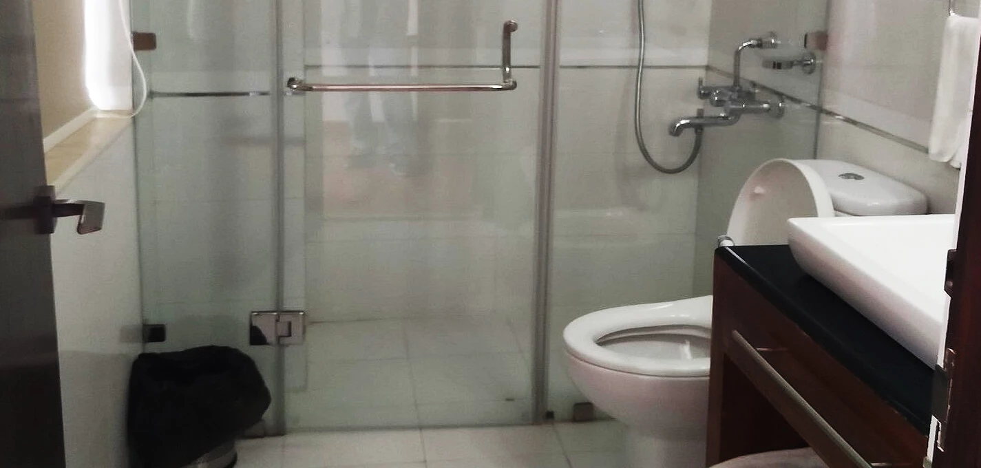 Hotel Sera Courtyard